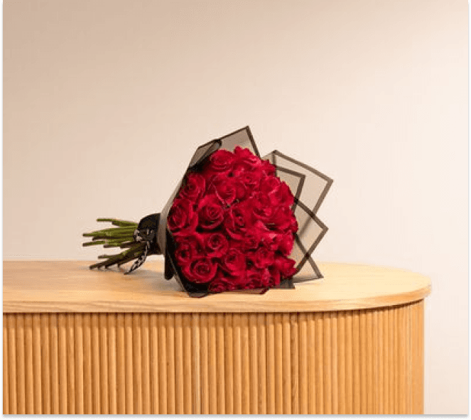 25 Red Roses | Black Wrap